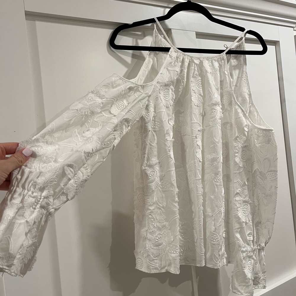 Alice & Trixie Cold Shoulder Blouse